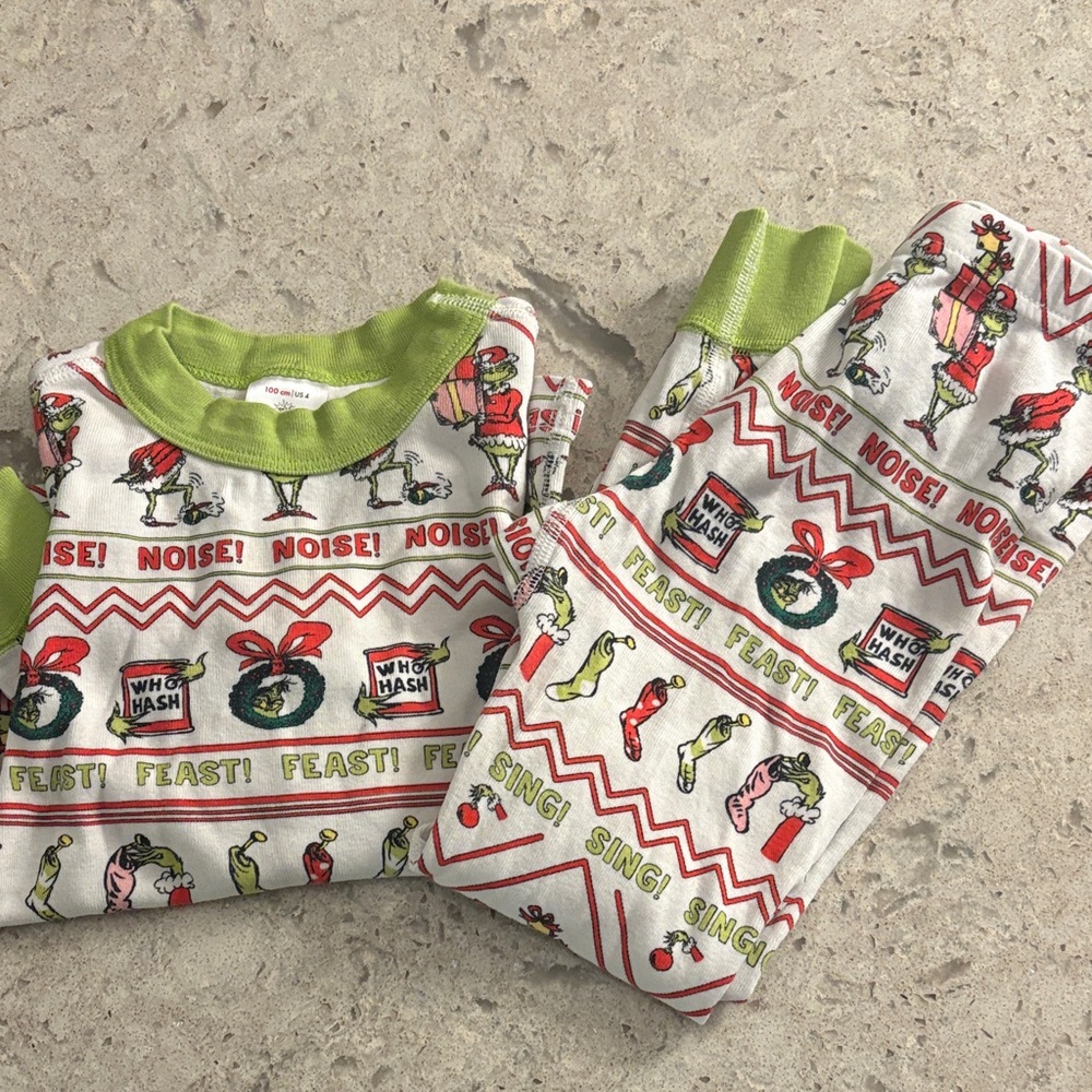 Hanna Andersson Grinch pajamas, size 4